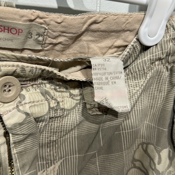 Buffalo Cargo Shorts - Picture 5 of 6